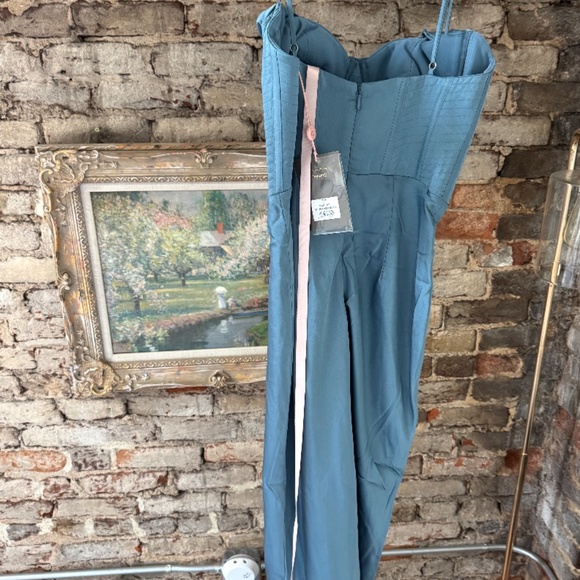 NWT HOUSE OF CB MYRNA AEGEAN BLUE CORSET MIDI DRESS | MEDIUM BIGGER CUP - Picture 6 of 7